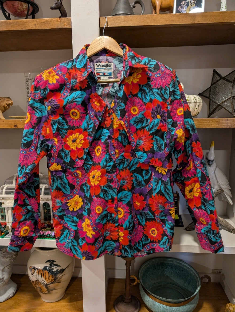 90’s Vintage Wrangler Floral Western Button Up Size Medium Cowgirl Rodeo